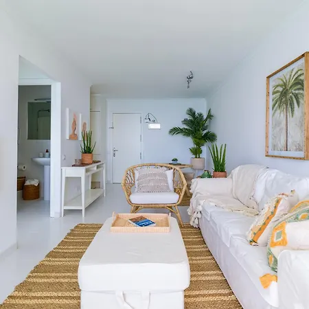 Oceanglass Apartments By Airnest شقة باتالاباكا