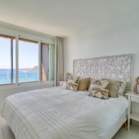 Oceanglass Apartments By Airnest باتالاباكا